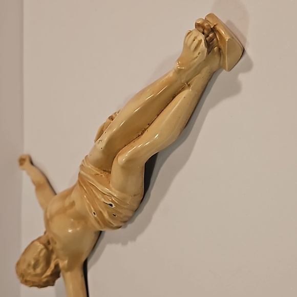 Vintage Cast Metal & Wood Crucifix Holy Spiritual Religious Cross - Picture 15 of 16